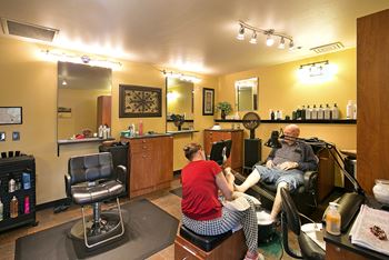 Beauty/barber salon & spa